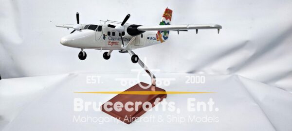 de Havilland Canada DHC-6 Twin Otter VP-CXA - Image 12